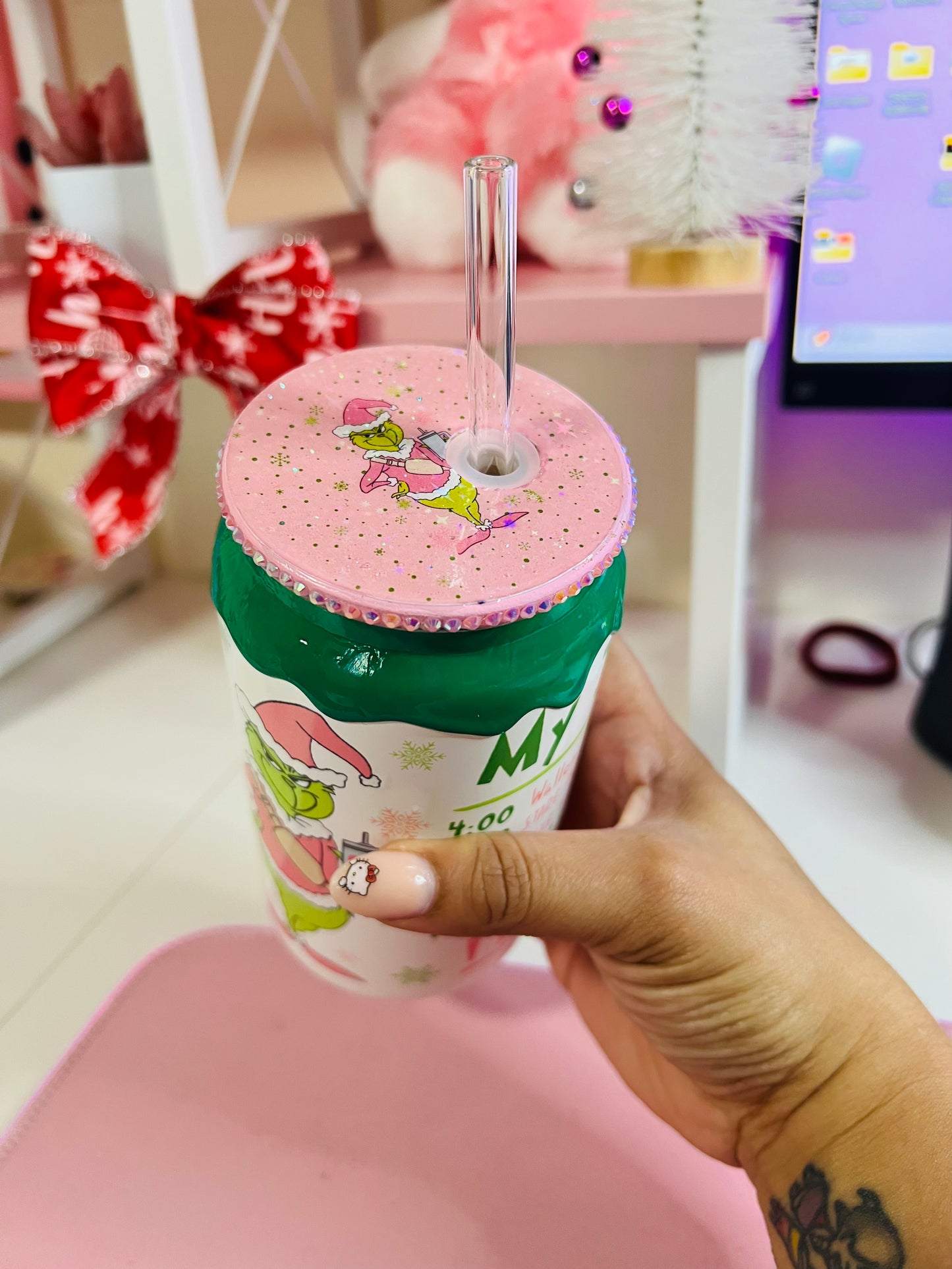 Christmas grinch, Glass can!!