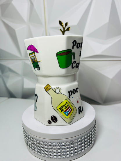 Muy coffe por la mañana café ☕️ por la tarde ron! Estilo PR