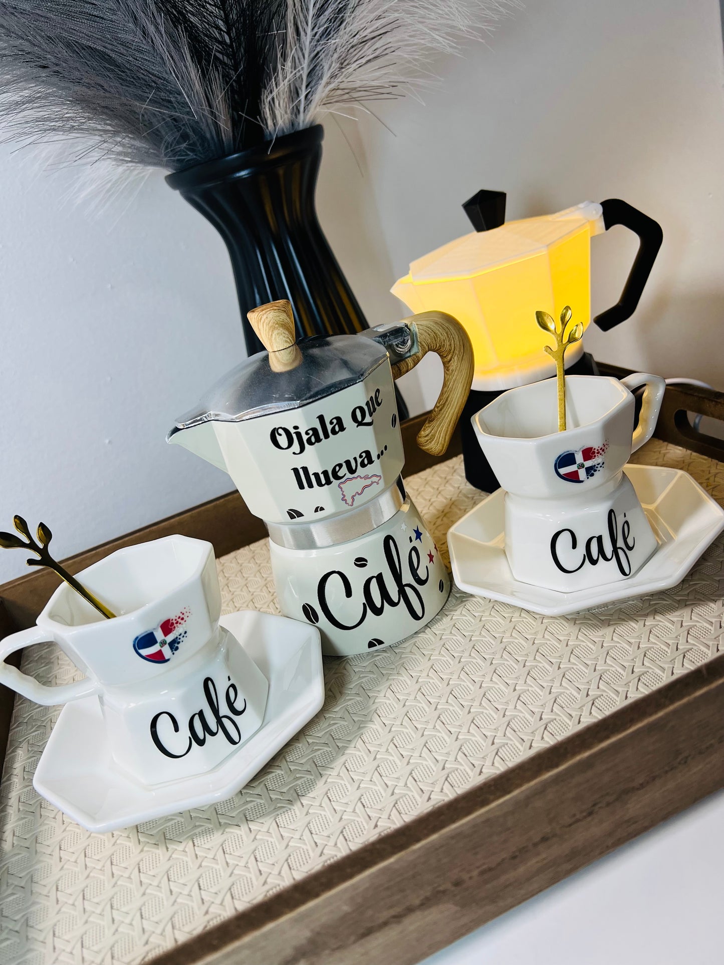 Estilo Minnie coffe set Rep.Dom!